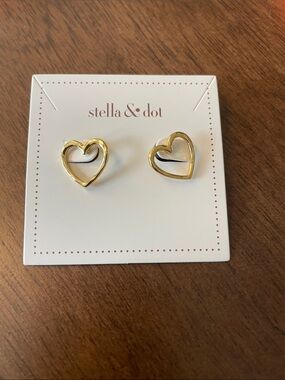 Stella & Dot Gold Heart Stud Earrings